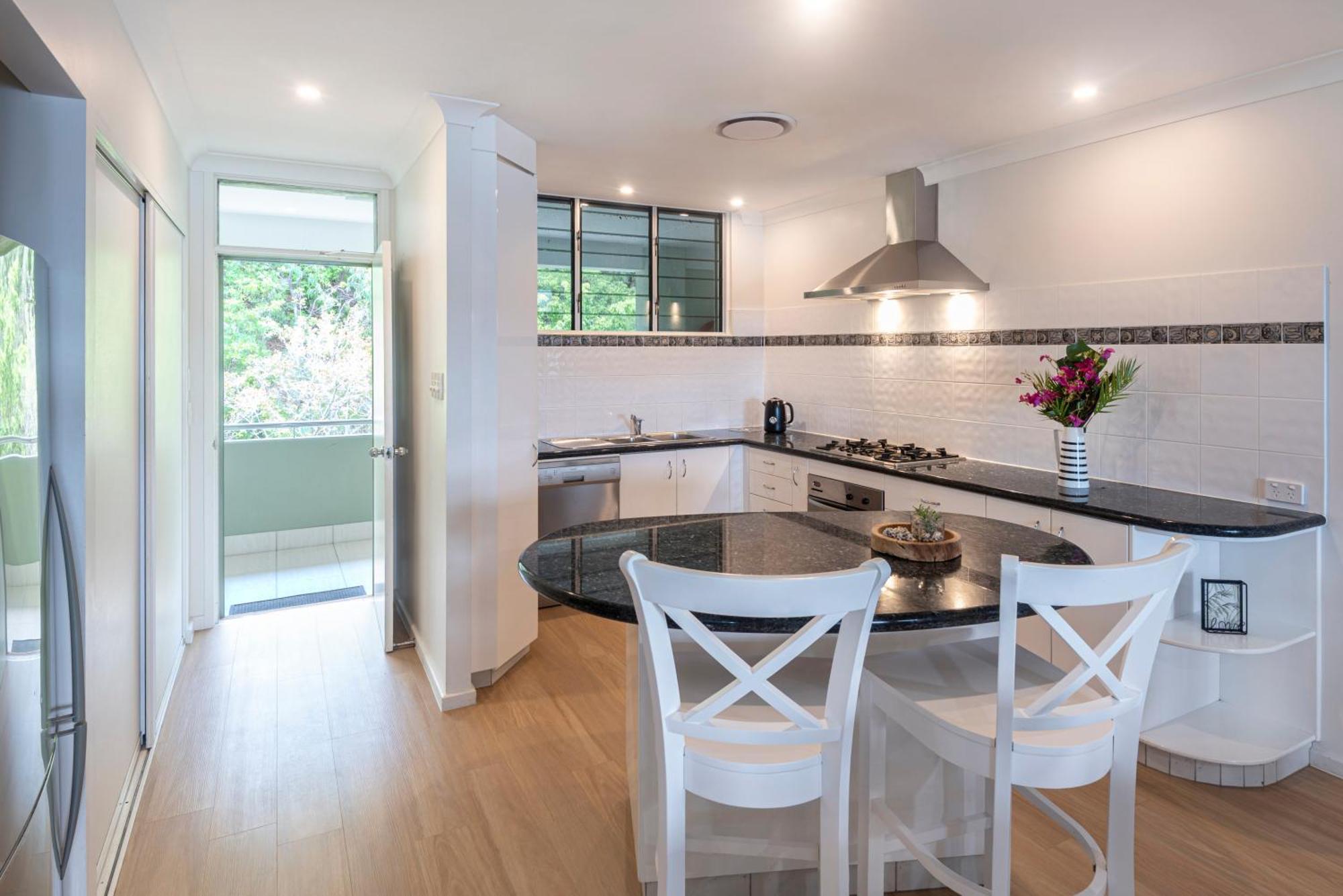 Lagoon Beachfront Lodge 202 On Hamilton Island By Hamorent Exterior photo